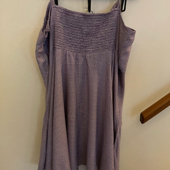 COPY - OLD NAVY Summer Dress - Picture 5 of 8